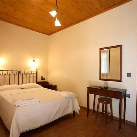 Mirsinia - Skopelos *